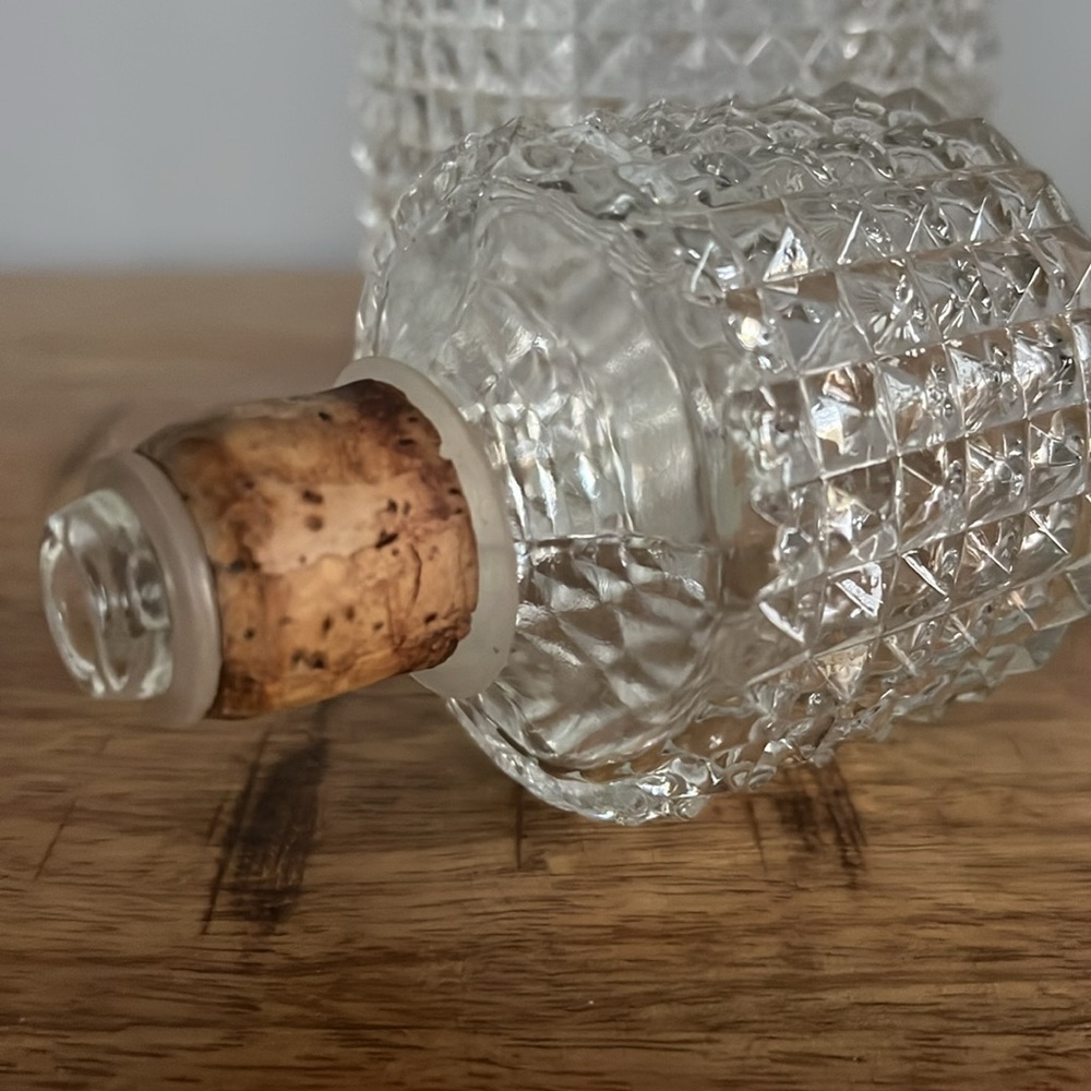 Vintage Mid Century Modern Whiskey Decanter - Picture 6 of 9